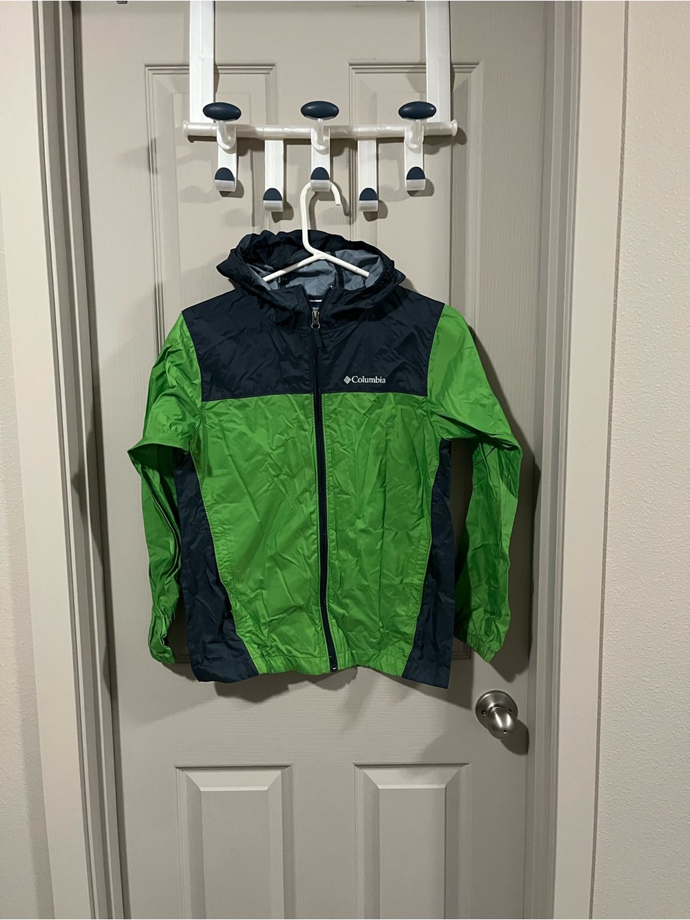 Columbia Green & Navy Hooded Windbreaker Jacket for kids, L14-16